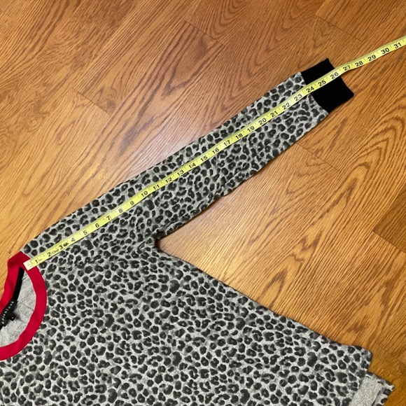 Gibsonlook Leopard Print top, Size S - Picture 7 of 12